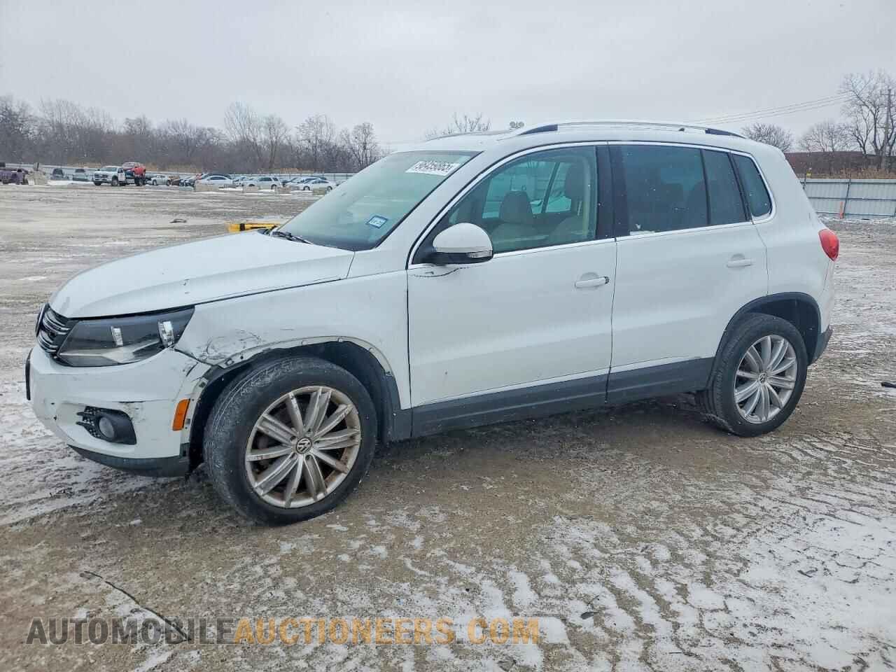 WVGAV3AX7EW576865 VOLKSWAGEN TIGUAN 2014