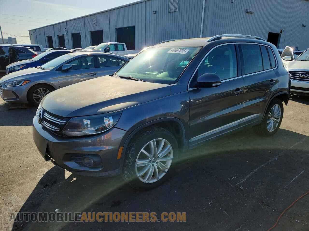 WVGAV7AX2CW003408 VOLKSWAGEN TIGUAN 2012