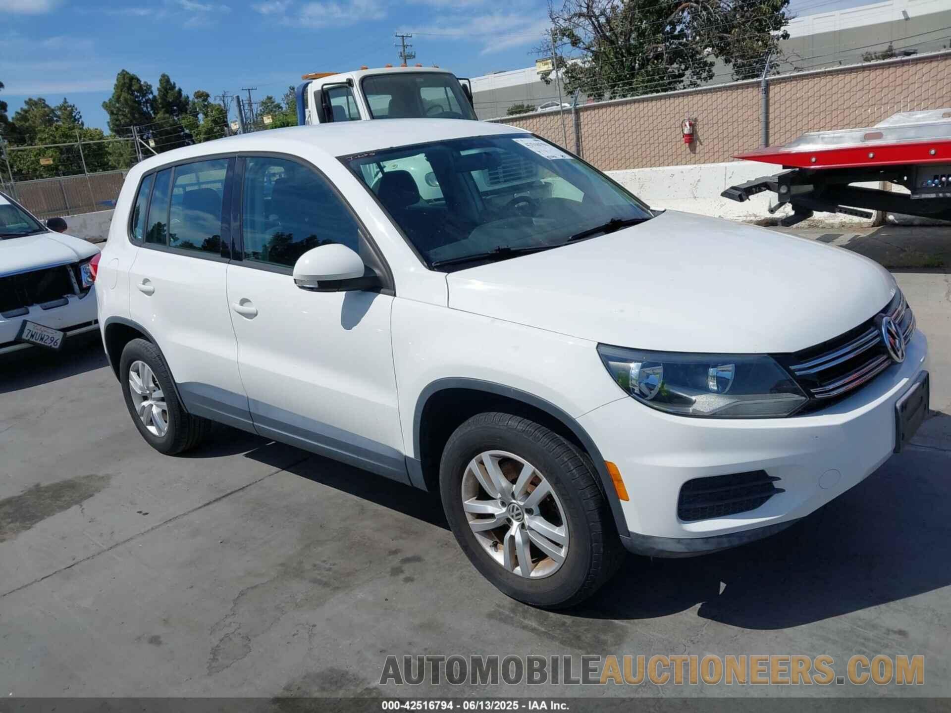 WVGAV7AX2CW522958 VOLKSWAGEN TIGUAN 2012