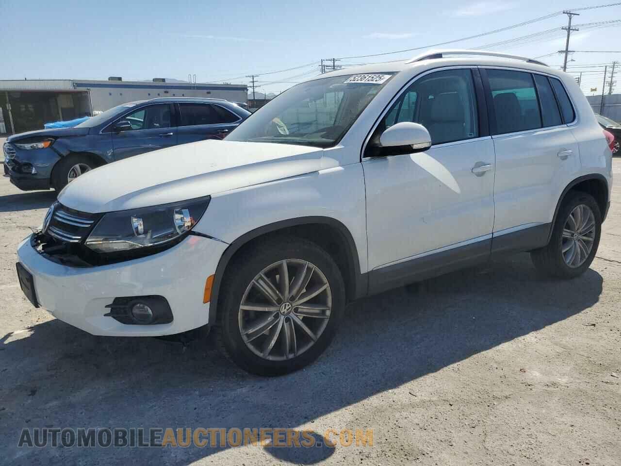 WVGAV7AX3FW505607 VOLKSWAGEN TIGUAN 2015