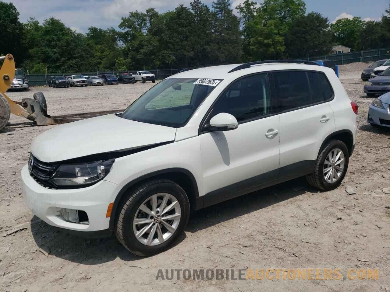 WVGAV7AX3HK049425 VOLKSWAGEN TIGUAN 2017