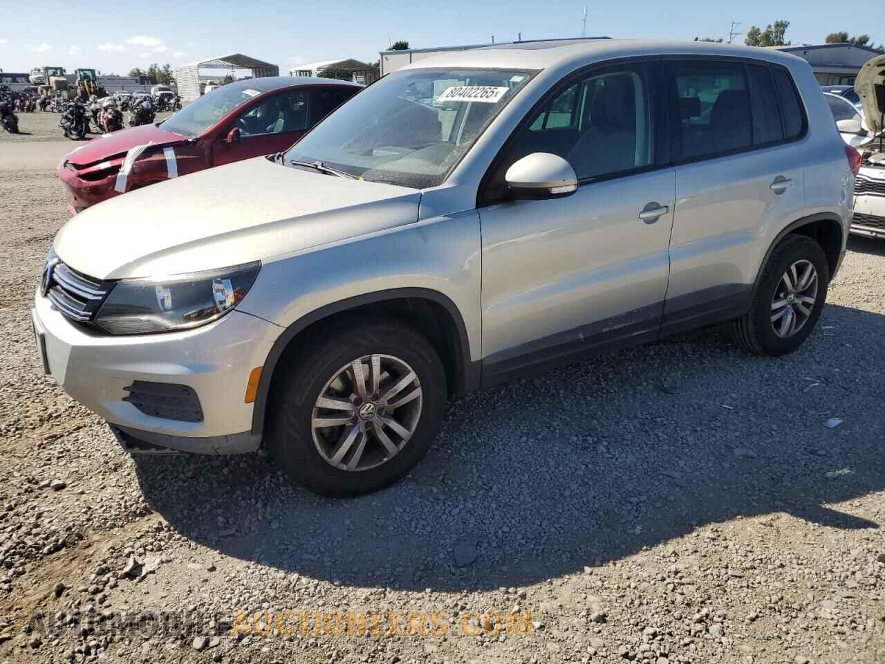 WVGAV7AX7DW501878 VOLKSWAGEN TIGUAN 2013
