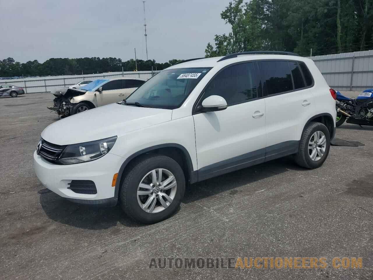 WVGAV7AX7HK017576 VOLKSWAGEN TIGUAN 2017