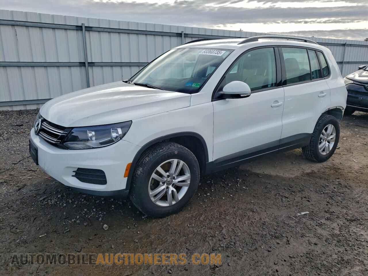 WVGAV7AX8HW510708 VOLKSWAGEN TIGUAN 2017