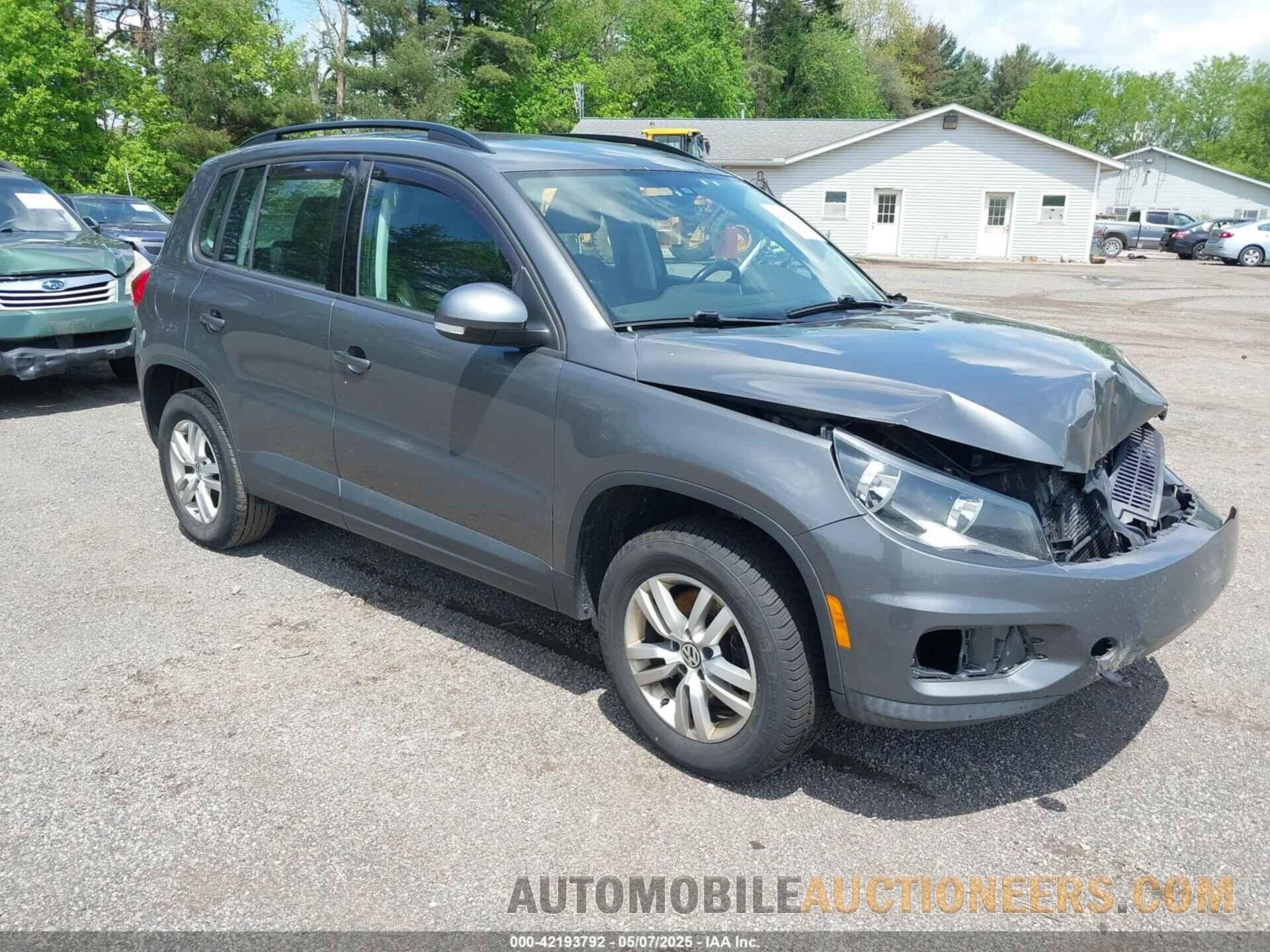 WVGAV7AX9GW573007 VOLKSWAGEN TIGUAN 2016