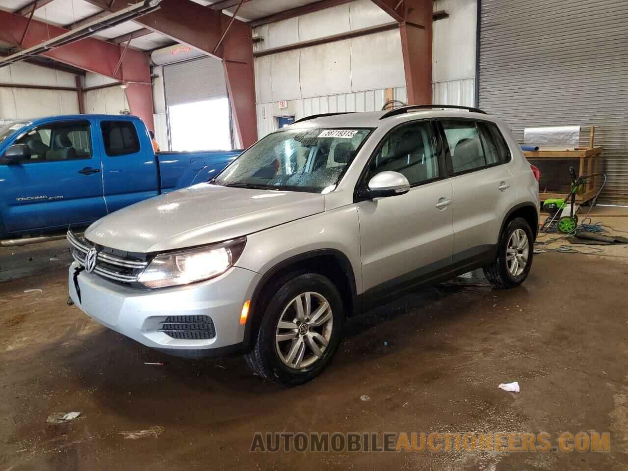 WVGAV7AX9HW501192 VOLKSWAGEN TIGUAN 2017