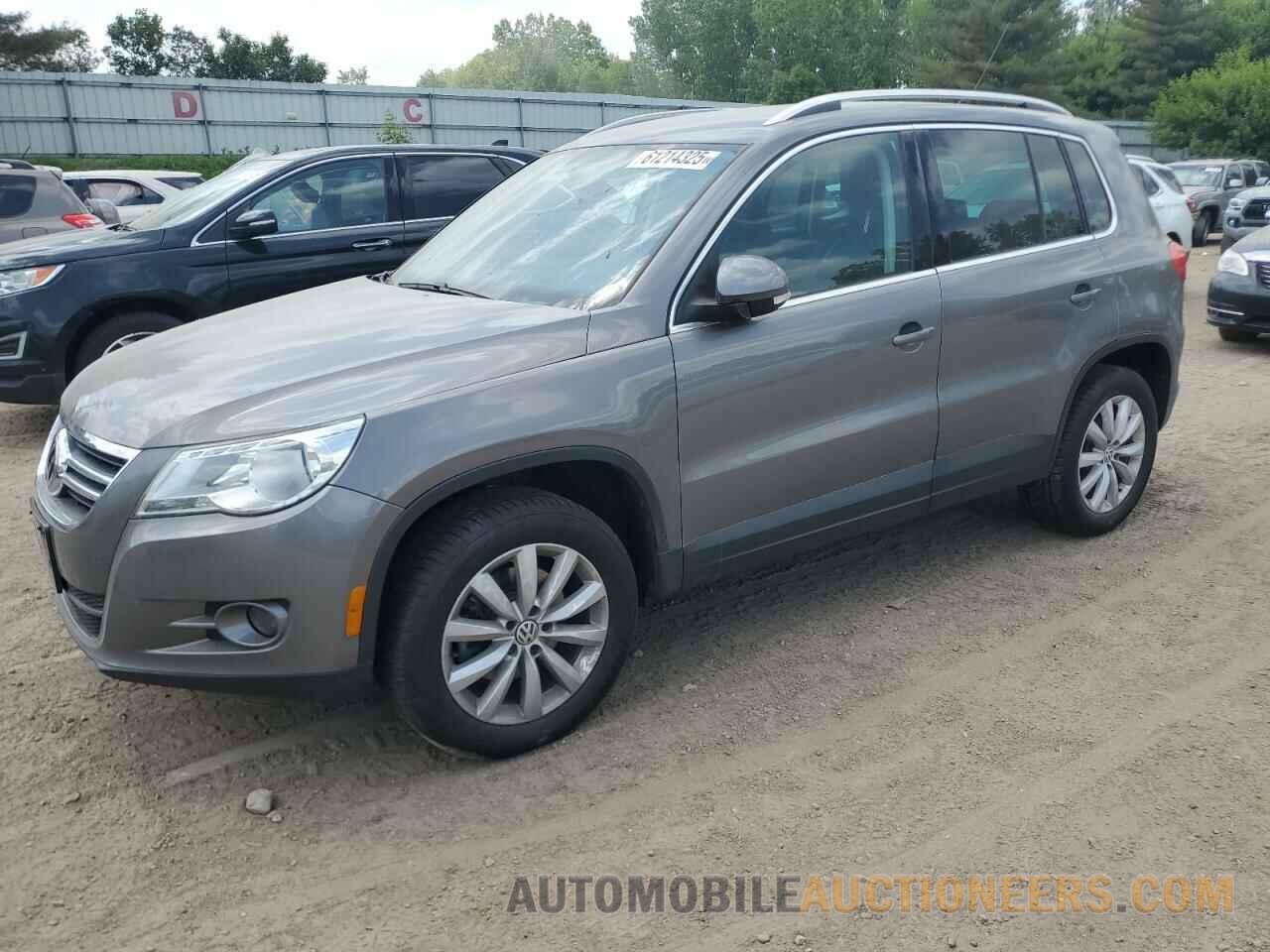 WVGBV7AX9BW520613 VOLKSWAGEN TIGUAN 2011