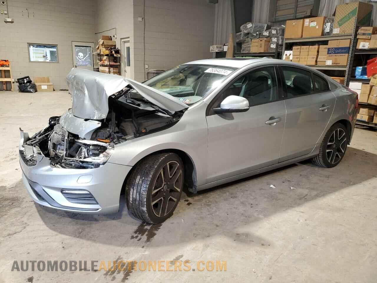 YV126MFL1H2437211 VOLVO S60 2017