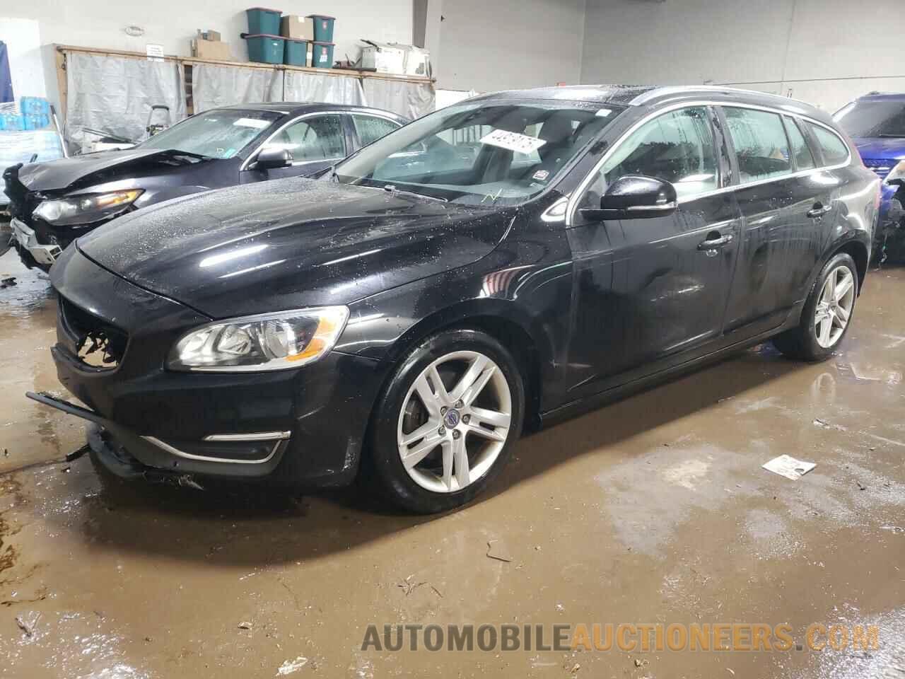 YV140MEK2F1242837 VOLVO V60 2015