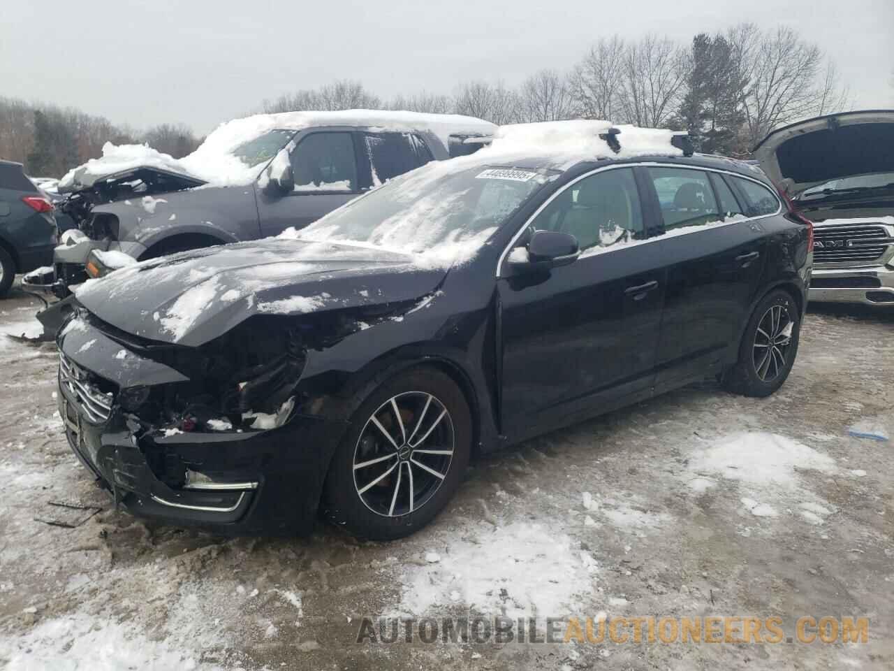 YV140MEK6H1344578 VOLVO V60 2017