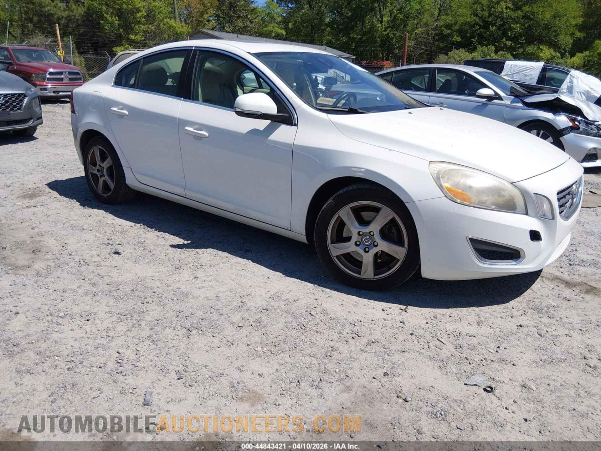 YV1622FS2C2026076 VOLVO S60 2012