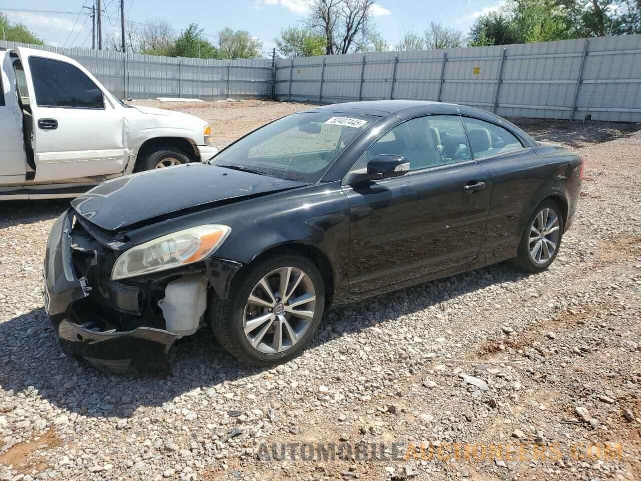 YV1672MC0BJ107689 VOLVO C70 2011