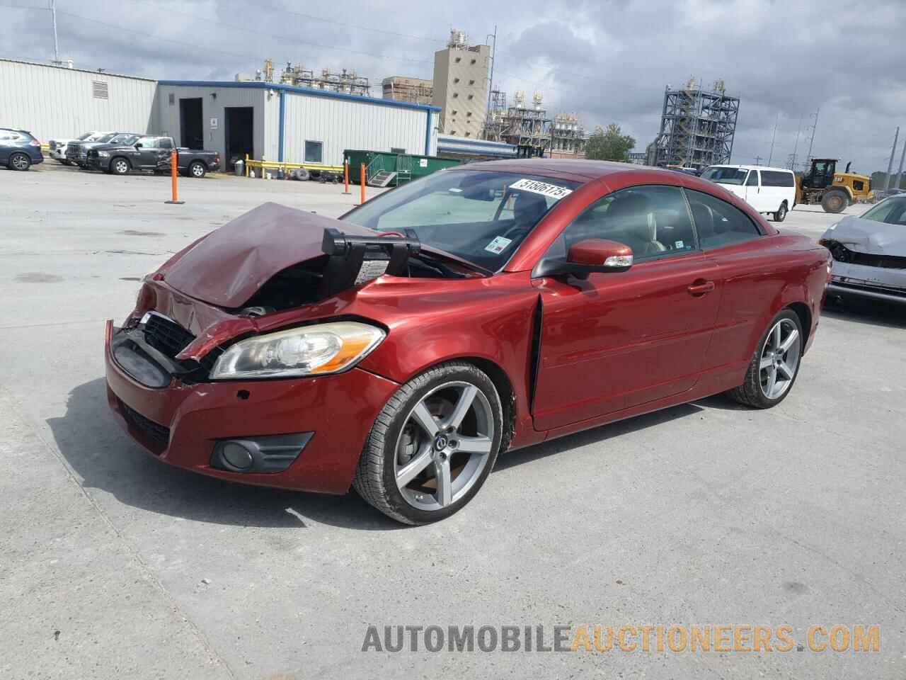 YV1672MC9BJ113961 VOLVO C70 2011