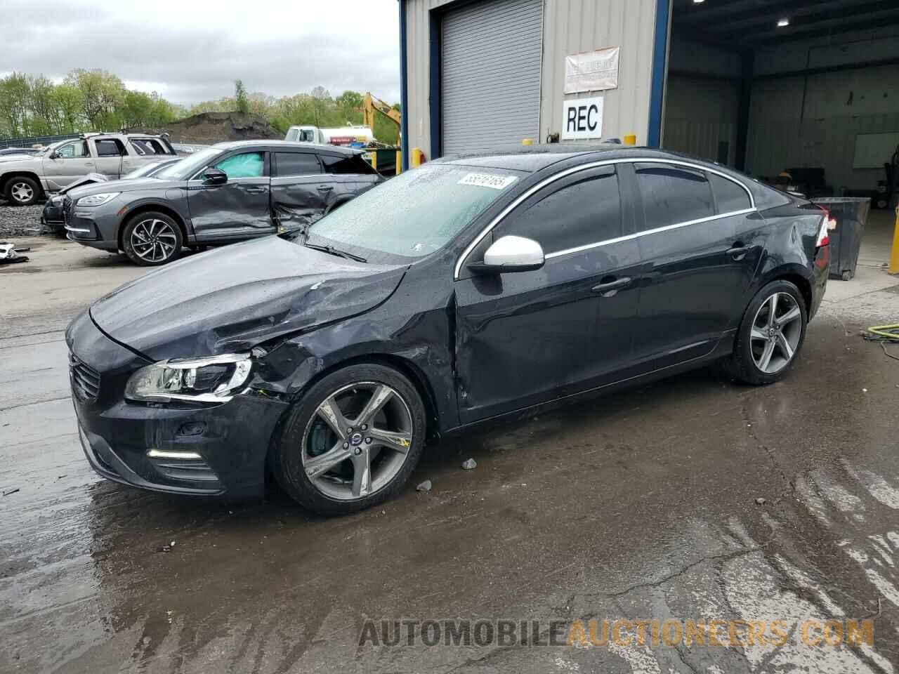 YV1902TP9F2332358 VOLVO S60 2015