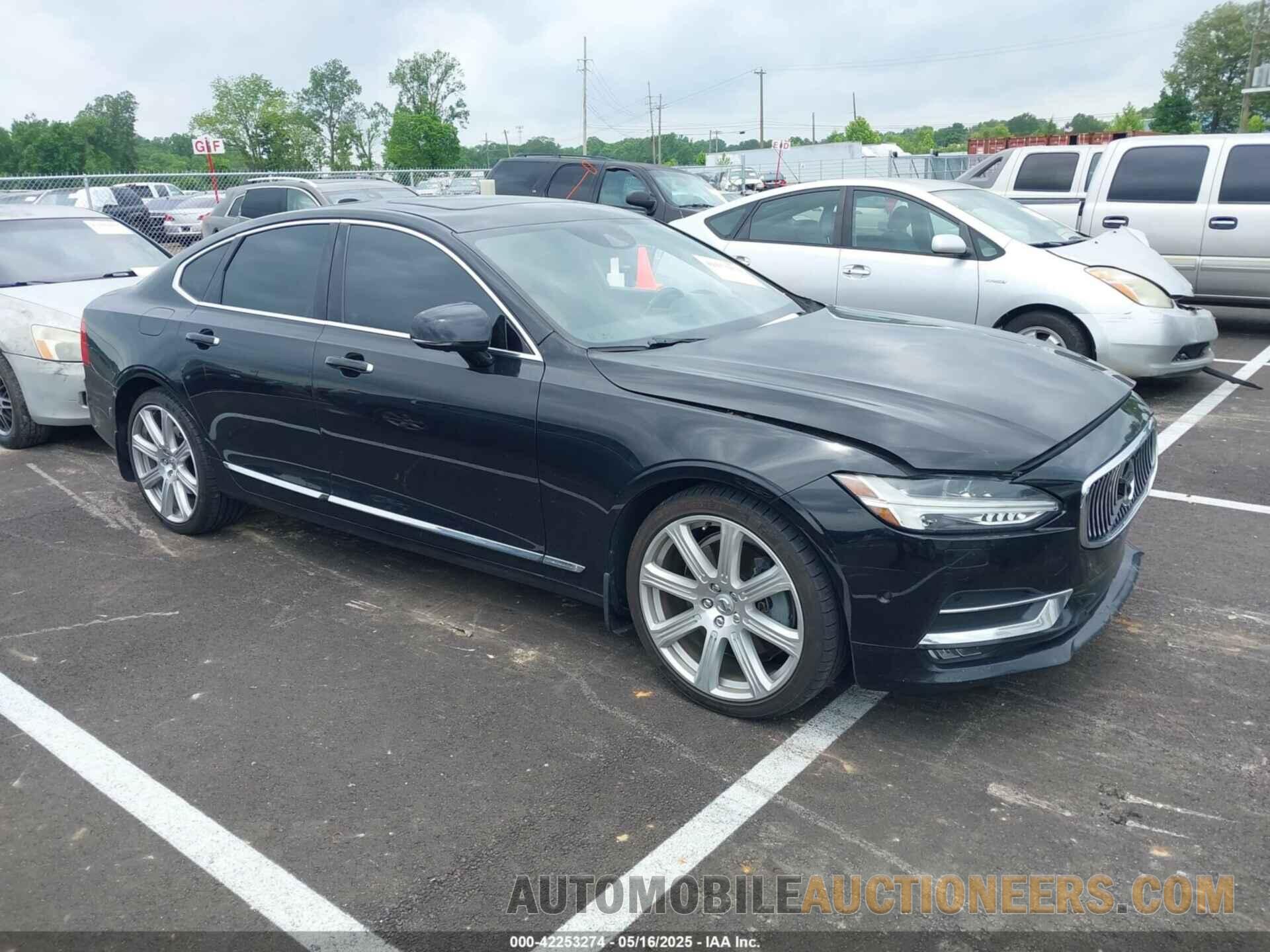YV1A22ML6H1001569 VOLVO S90 2017