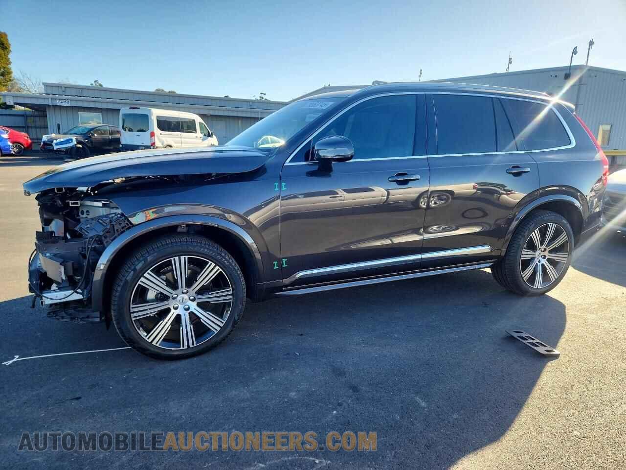 YV4062PFXS1323079 VOLVO XC90 2025