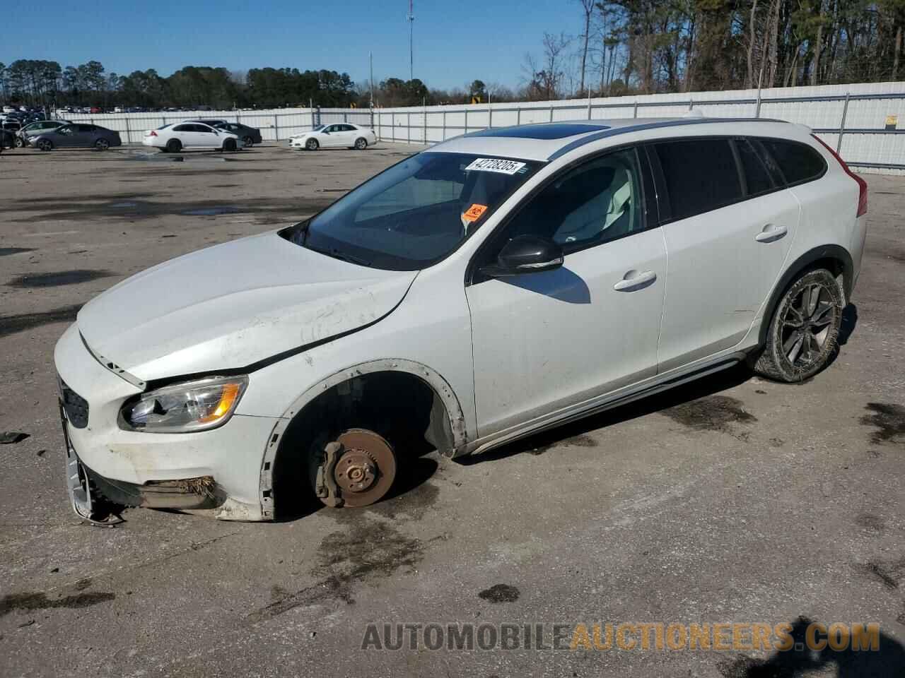 YV440MWK8J2042128 VOLVO V60 2018