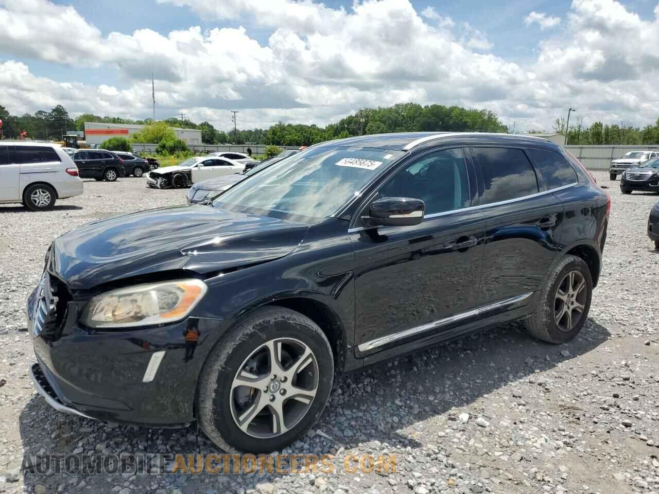 YV4902RC2F2575159 VOLVO XC60 2015