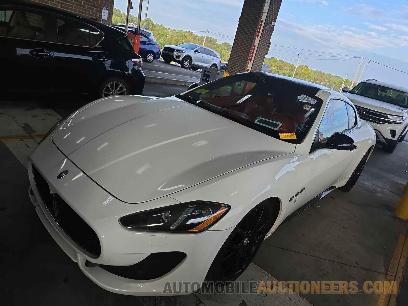 ZAM45VLA8F0129564 Maserati GranTurismo 2015