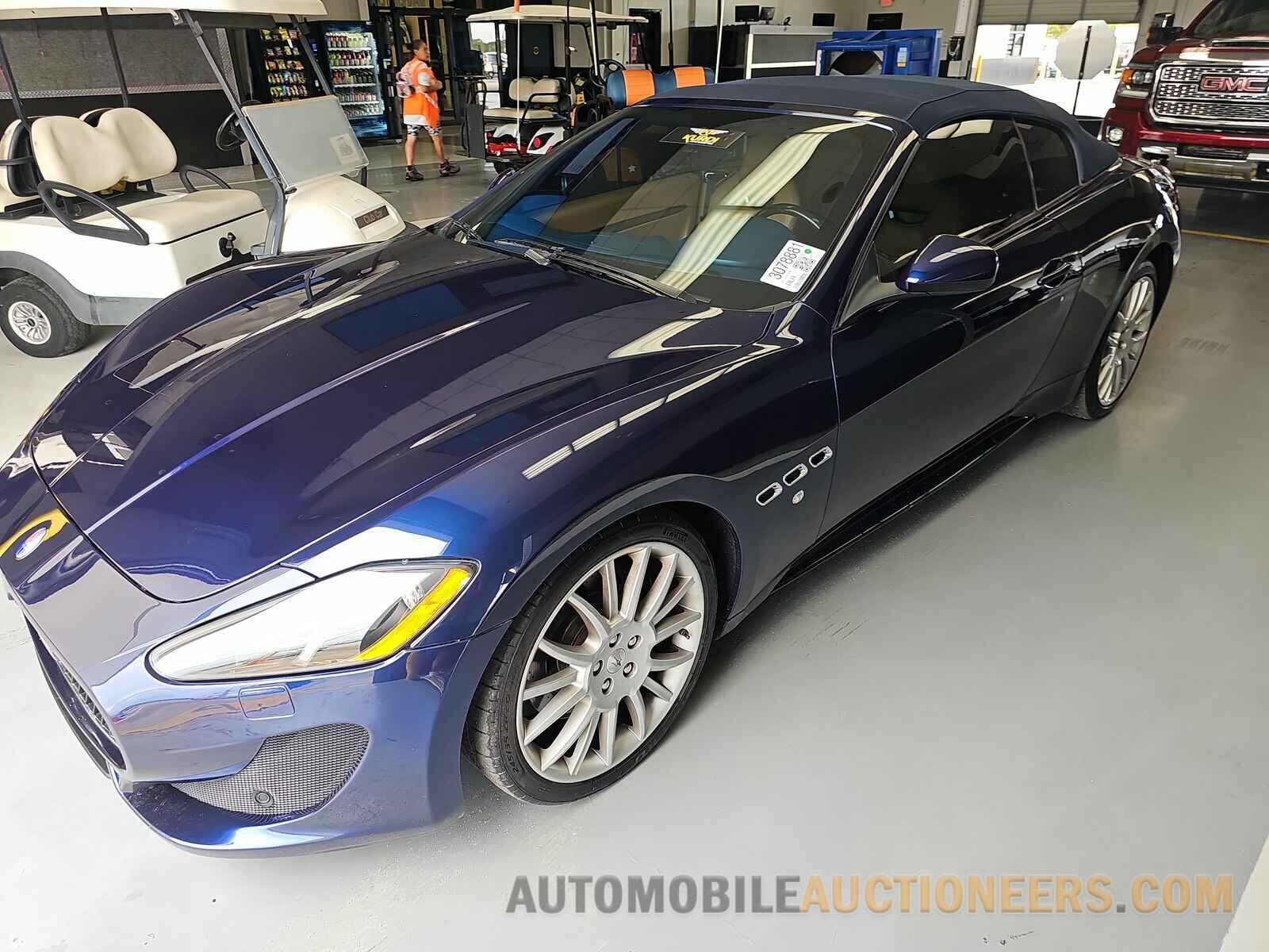 ZAM45VMA3F0152930 Maserati GranTurismo Convertible 2015