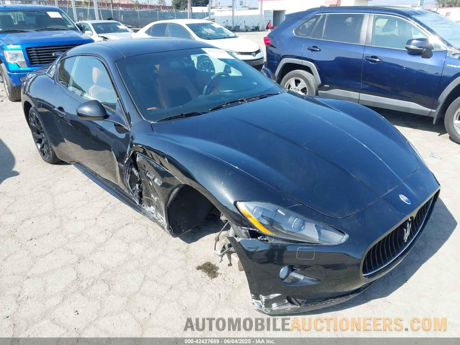ZAMHJ45A590045064 MASERATI GRANTURISMO 2009