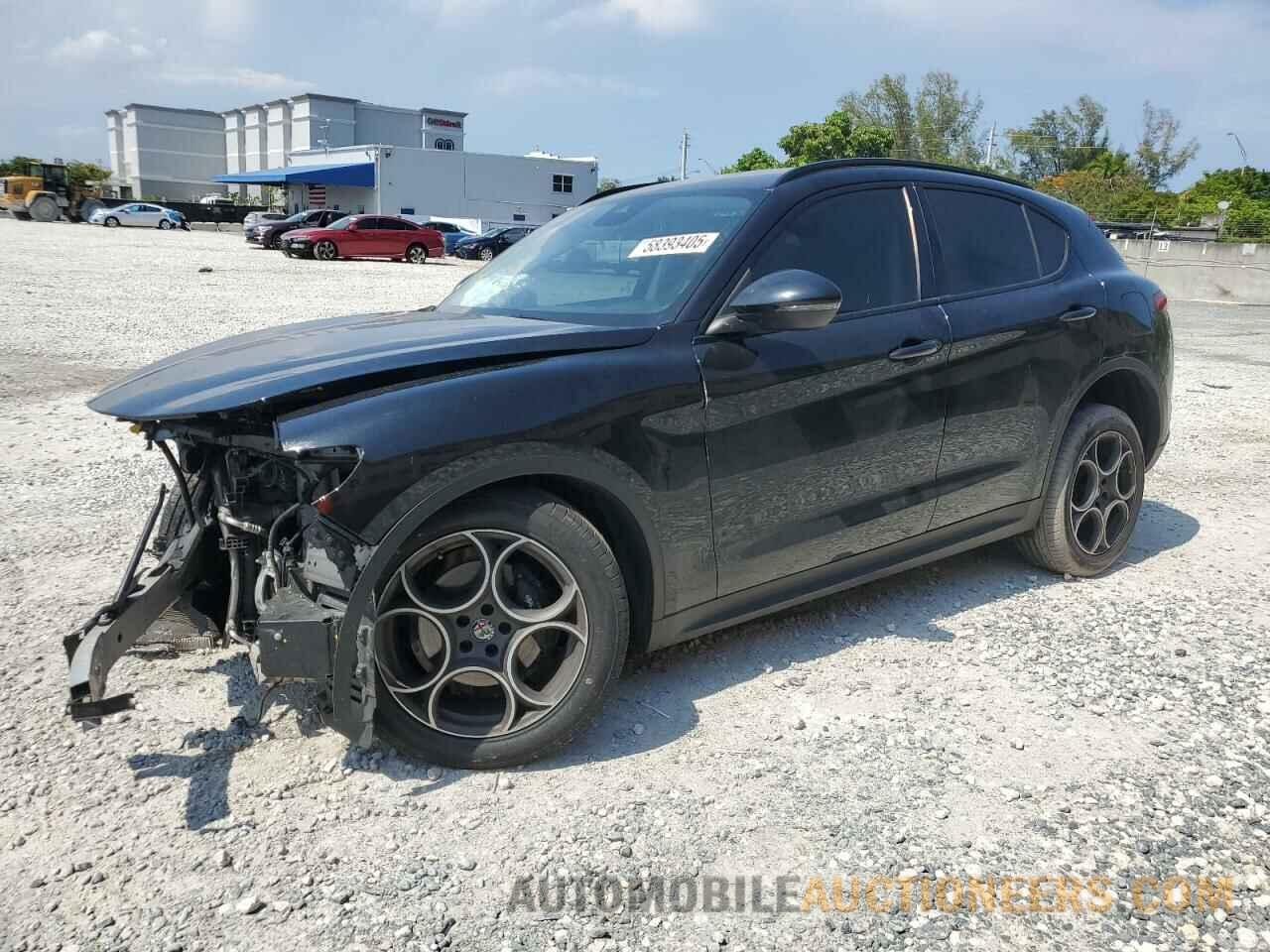 ZASFAKPN3J7B77517 ALFA ROMEO STELVIO 2018