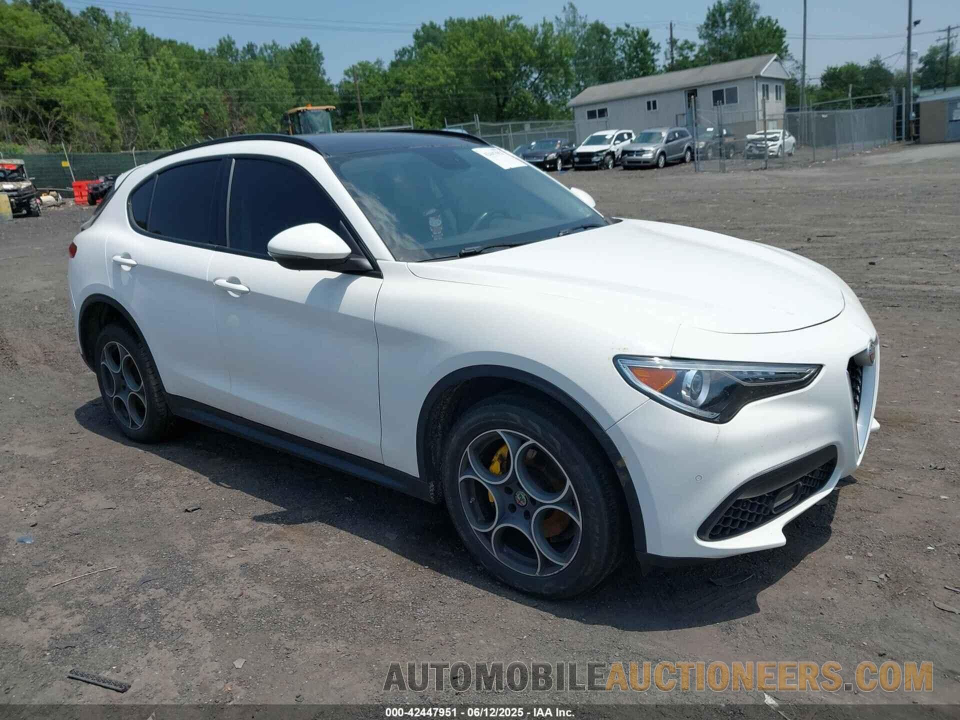 ZASFAKPN8J7B90621 ALFA ROMEO STELVIO 2018