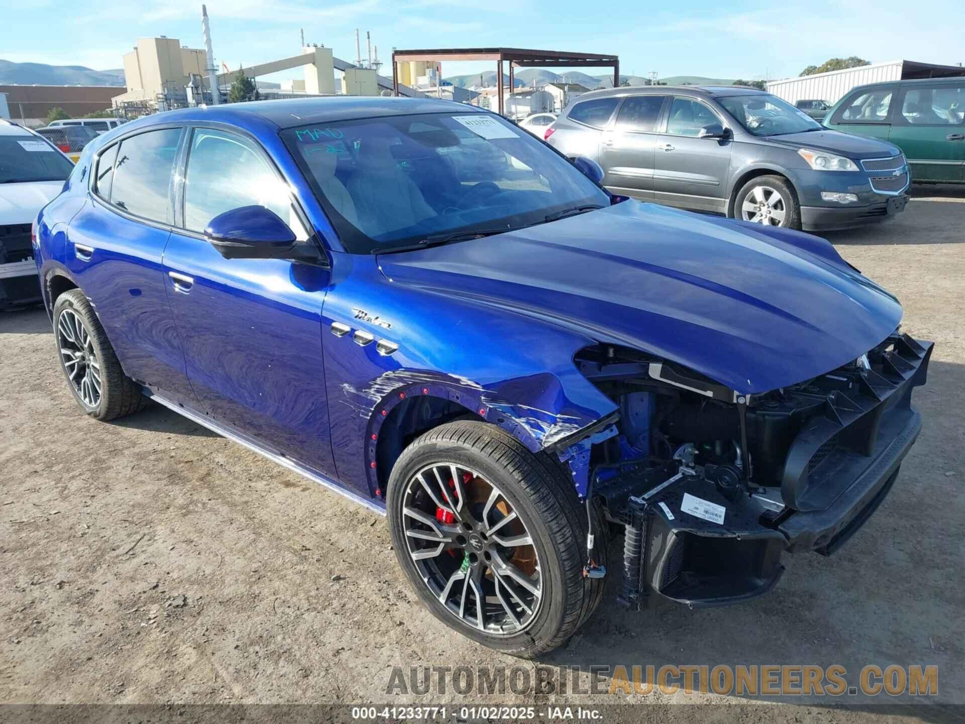 ZN682AVM4P7438504 MASERATI GRECALE 2023